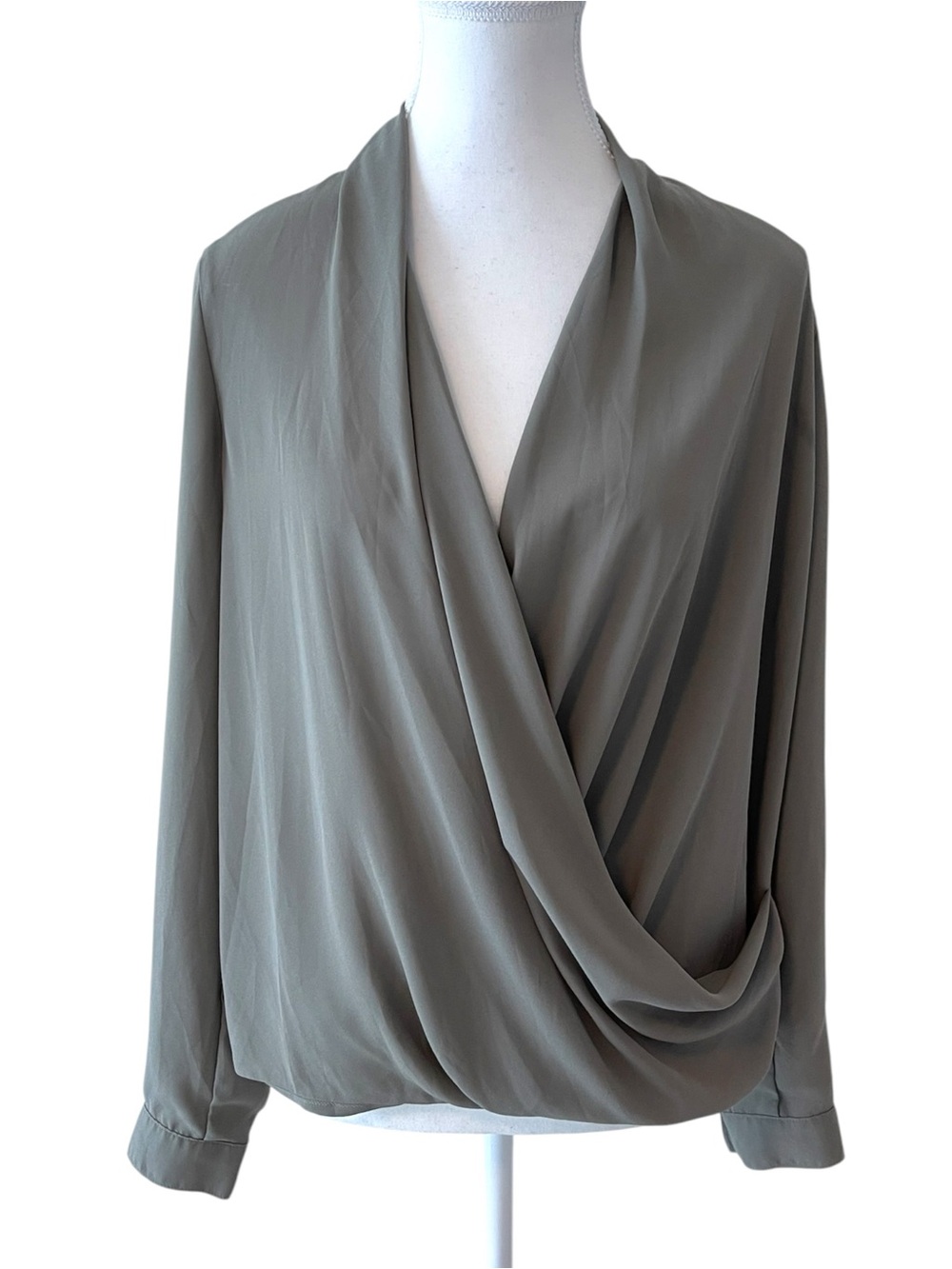 Forever 21 Olive Draped Long Sleeve Blouse Size Small